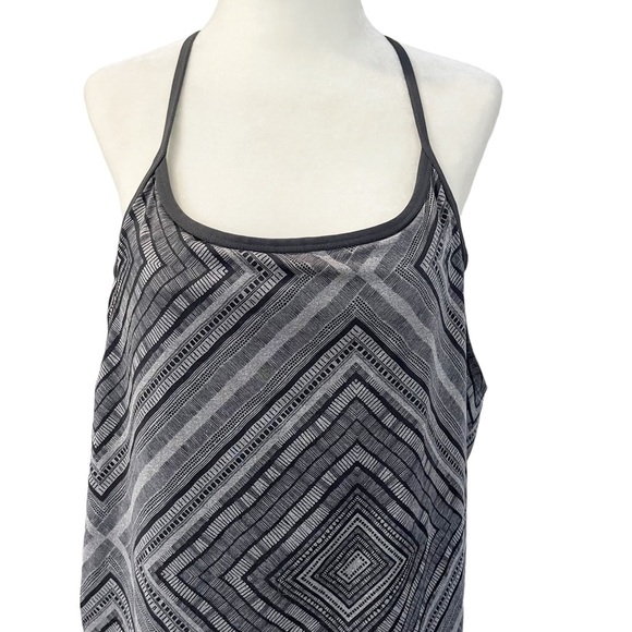 Fabletics Women's Norwalk Geometric Black Gray Athletic TankTop Built In Bra - Picture 3 of 5